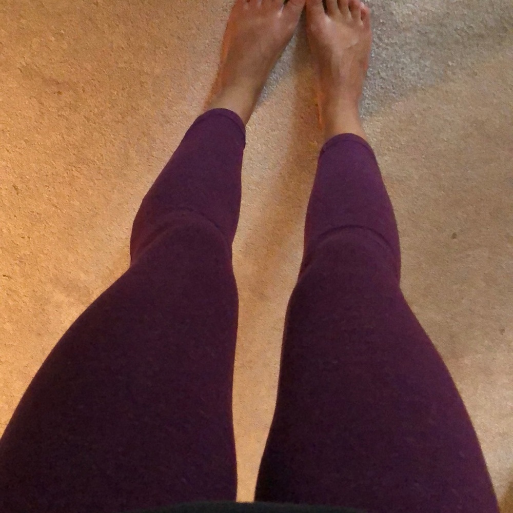 Old Navy athletic leggings.